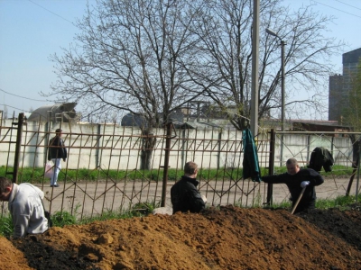 Субботник. 2007г. Автор: Княгницкая Н.П.