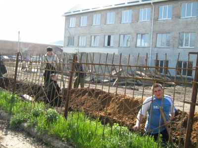 Субботник. 2007г. Автор: Княгницкая Н.П.