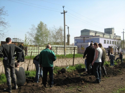 Субботник. 2007г. Автор: Княгницкая Н.П.